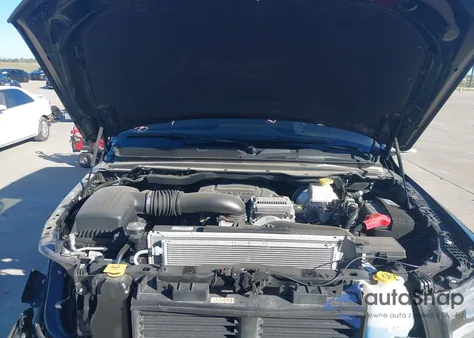 2024 Ram 1500 Laramie 4X4 5'7 Box from USA, damaged, VIN 1C6SRFJT2RN176663